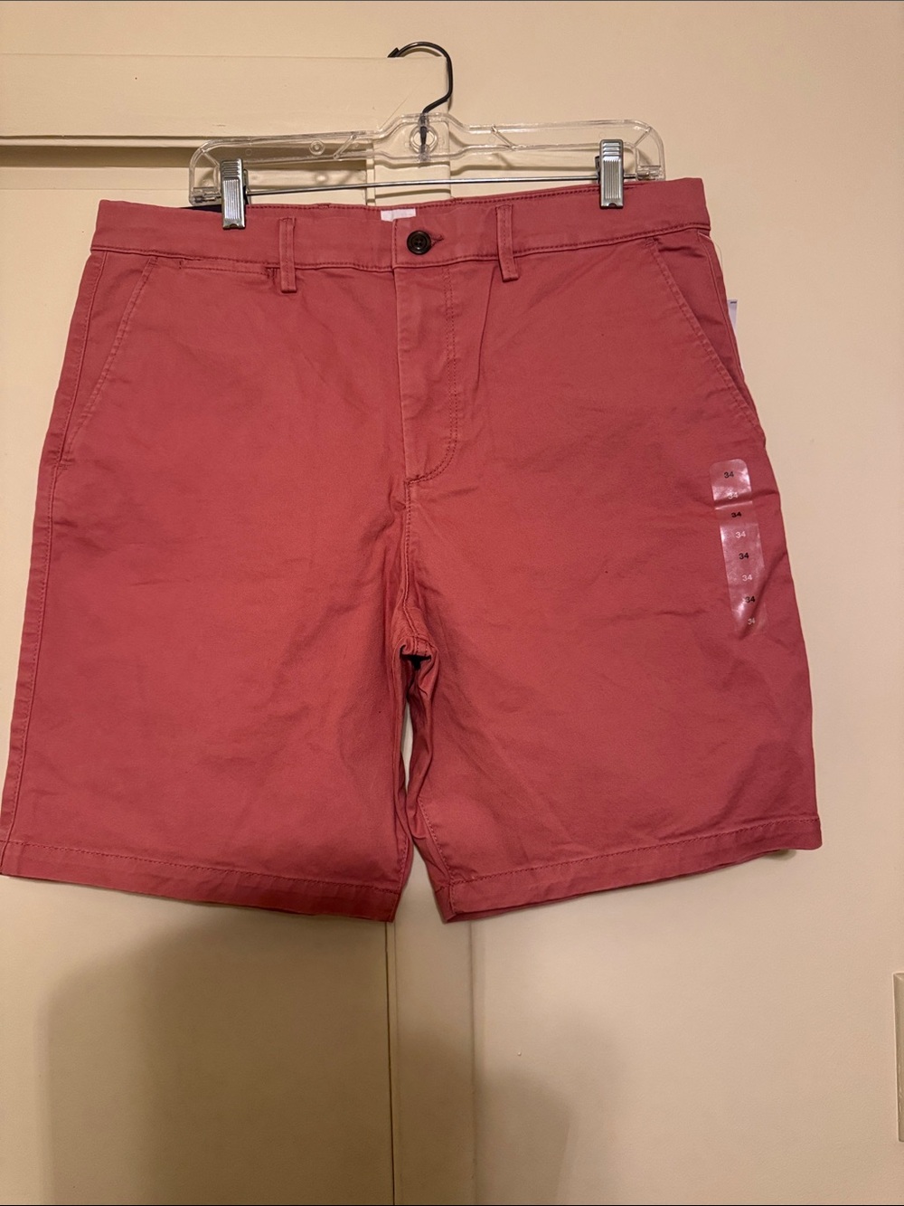 GAP Men's Flat Front Shorts in Salmon Color